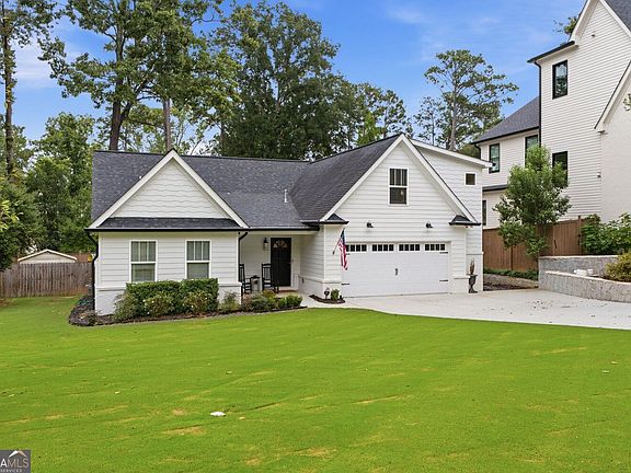 2nd image of 2327 Drew Valley Rd NE