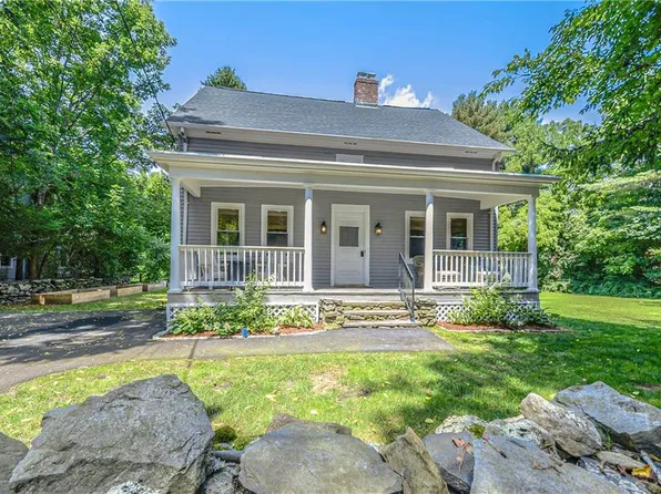 536 Potter Rd, North Kingstown, RI 02852