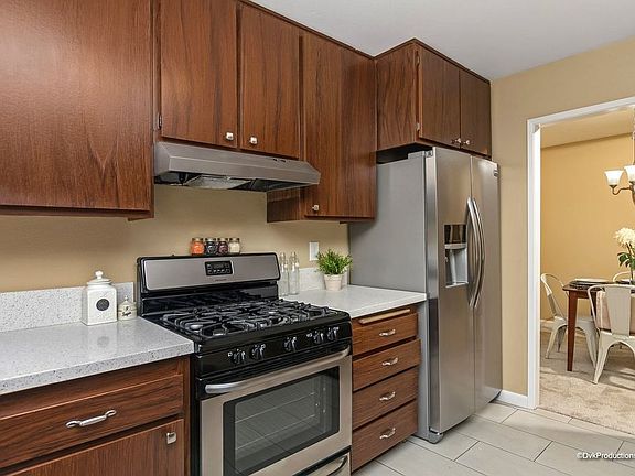4th image of 10838 Red Rock Dr