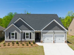 1055 Creekwood Cir, Madison, GA 30650