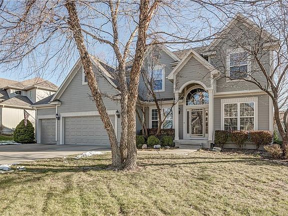 2nd image of 5205 Meadow Lark Dr