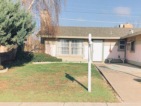 2nd image of 928 Forestal Ln