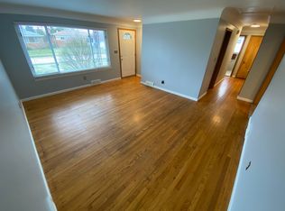 8506 Menge Ave, Center Line, MI 48015