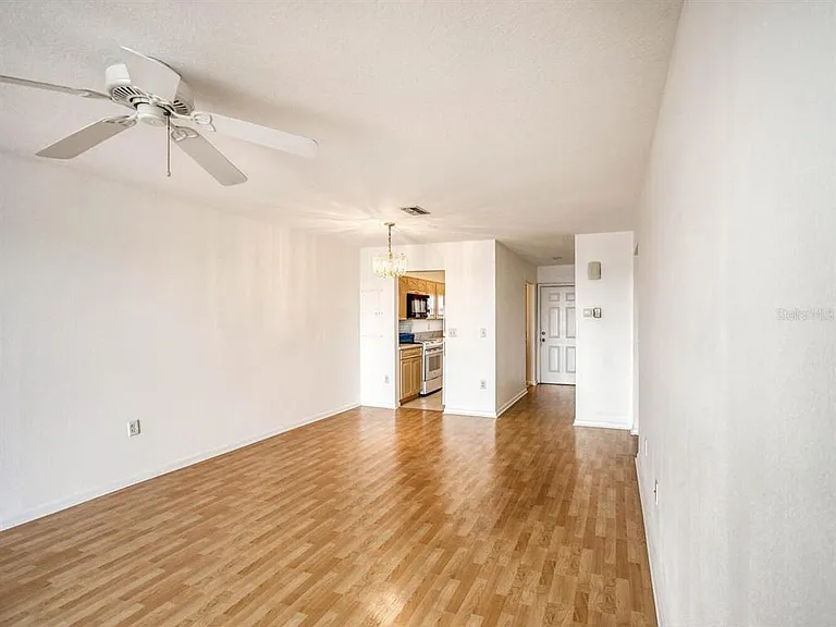4939 Floramar Ter #912 — Photo 14