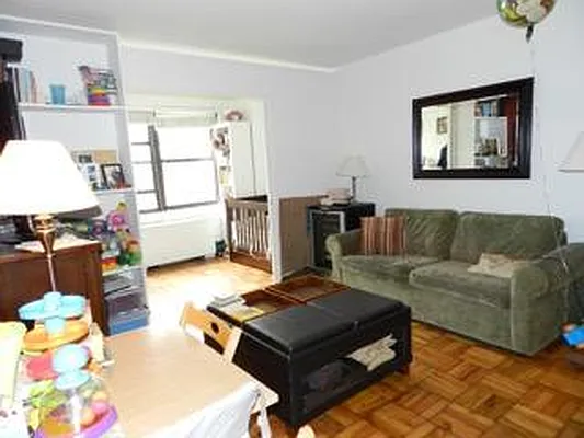 Rented by Douglas Elliman | media 2