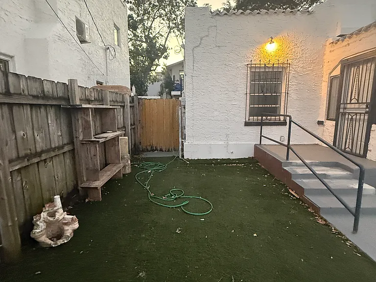 732 NW 12th Ct — Photo 2