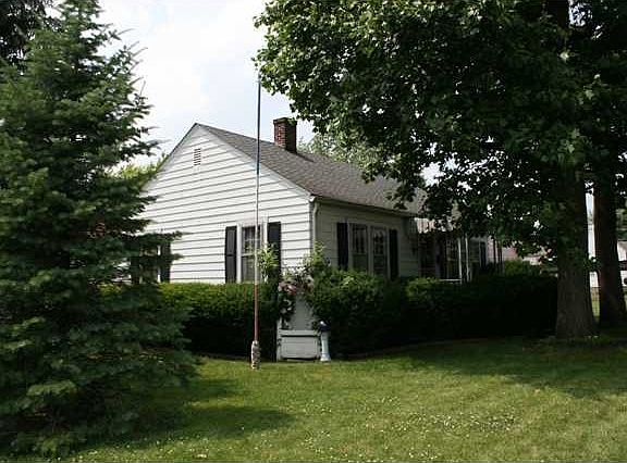 3rd image of 5504 W 16th St