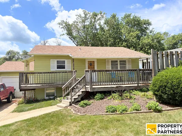912 Walnut St, Wayne, NE 68787
