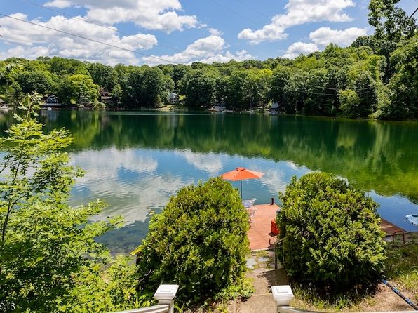 2 Lake Grinnell Ln, Sparta Twp., NJ 07871