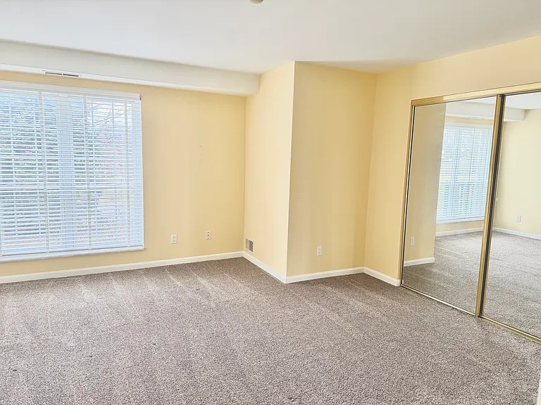 820 Lincolnway W #111 — Photo 7
