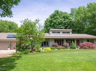 2025 Jackson St, Hudsonville, MI 49426