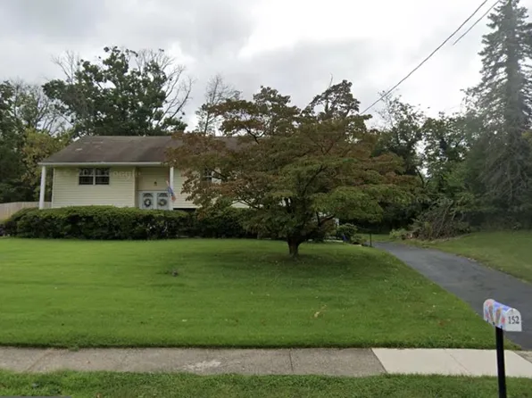 152 S Midland Ave, Trooper, PA 19403