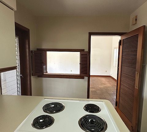 5th image of 1569 Palmetto St