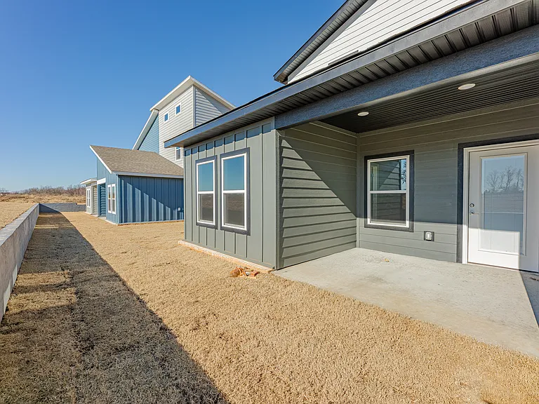 1408 SW Casuarina Dr #2 — Photo 29