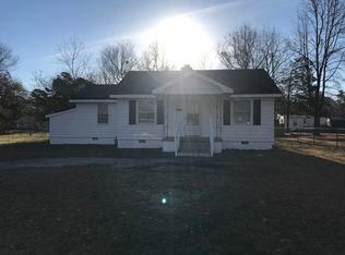 605 Larkspur Rd, Kinston, NC 28501