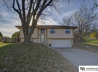 12746 Fowler Cir, Omaha, NE 68164