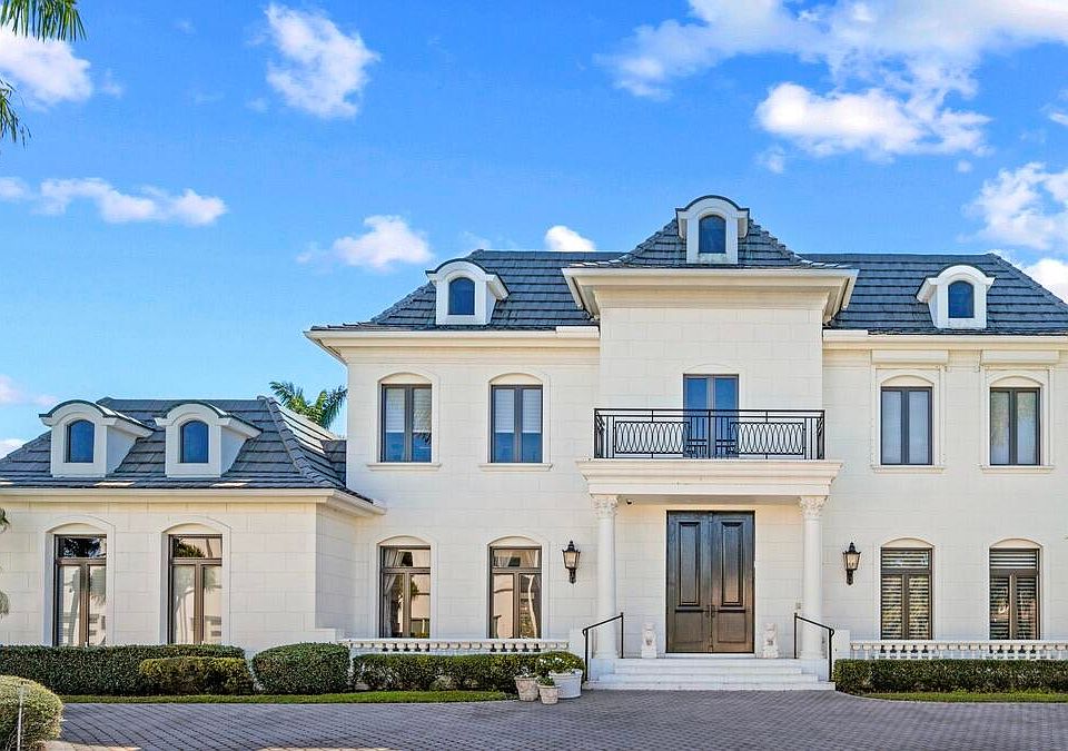 1st image of 7172 VALENCIA Drive