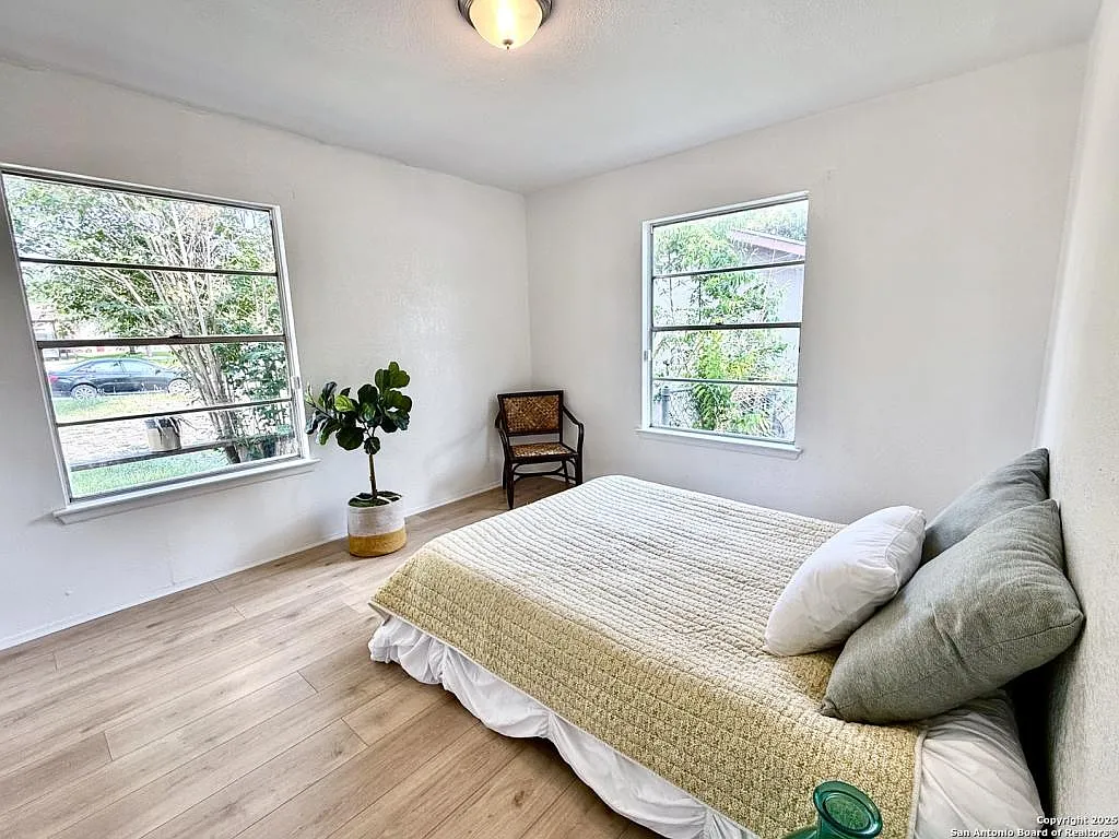 4723 Castle Rose — Photo 4