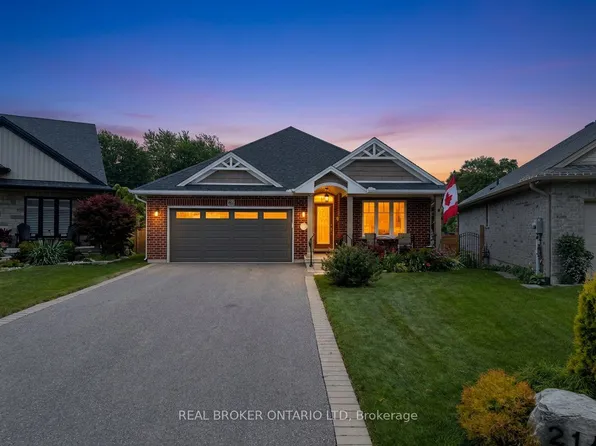 214 Emery St, Pt Stanley, ON N5L 0A5