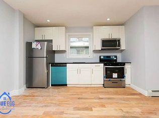 65 Glen St #1F, Brooklyn, NY 11208