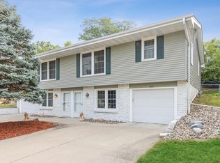 1945-1947 NW 90th St #1945, Clive, IA 50325