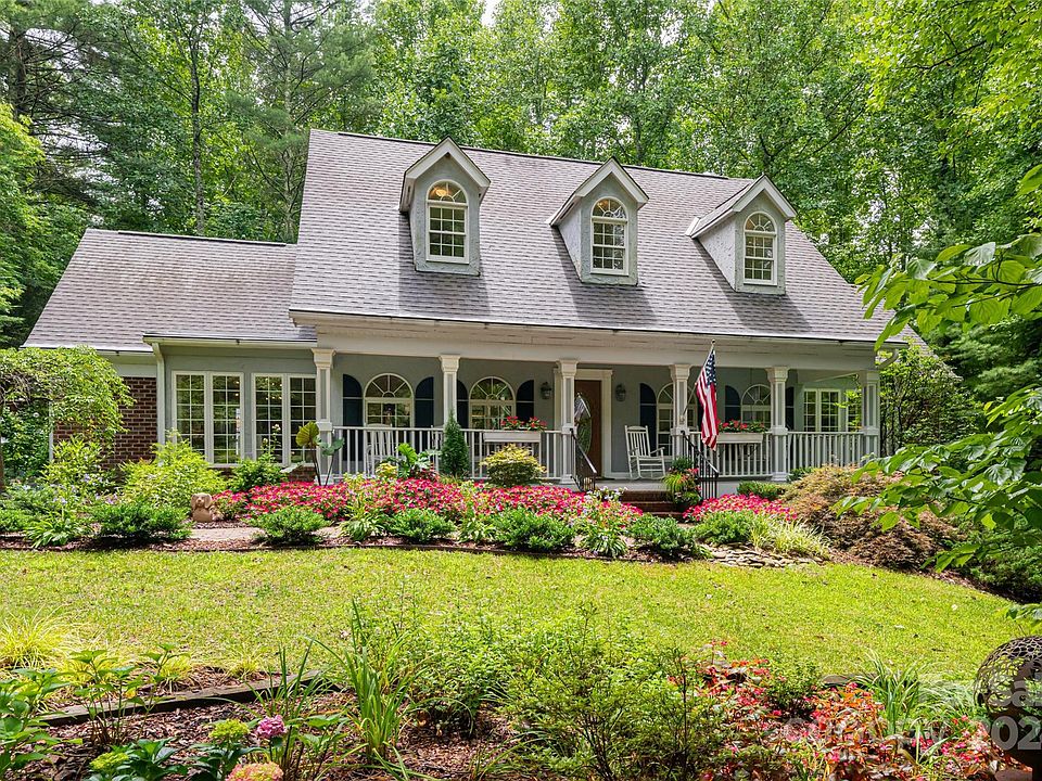 1st image of 23 Mountain Lake Dr