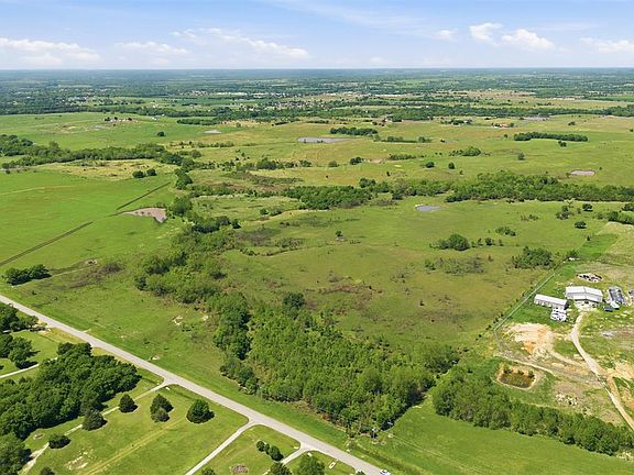 2nd image of Primrose Ln
