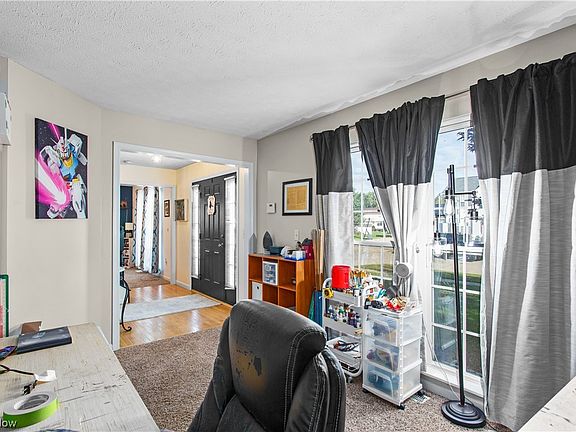 5th image of 4311 Kingsbury Ct