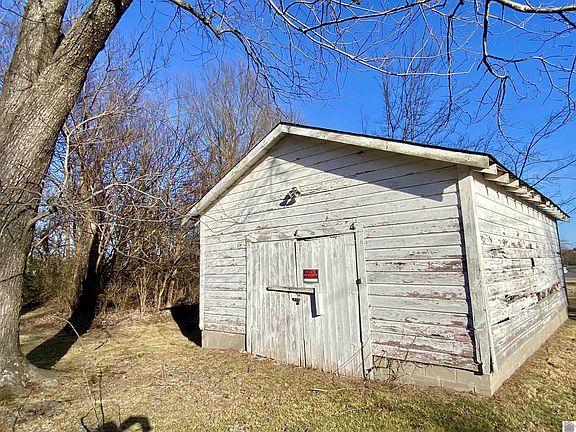 3rd image of 3536 Olivet Church Rd