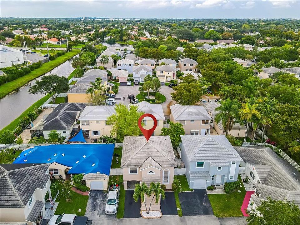 1st image of 837 NW 99th Avenue