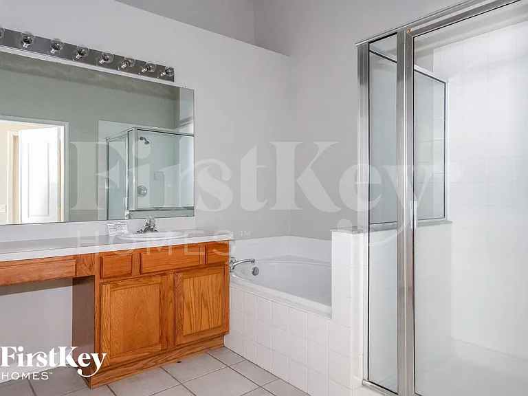10214 Hunters Haven Blvd — Photo 12