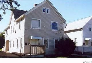 1st image of 3154 W 61st St