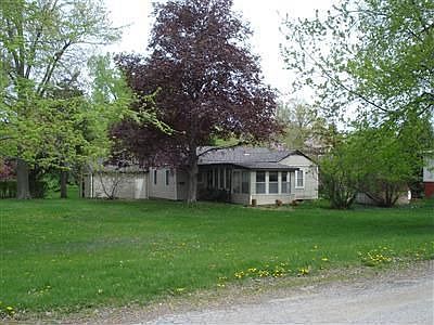 2nd image of 157 Oakwood Dr