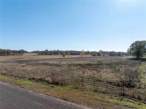 Gammill St, Charleston, AR 72933