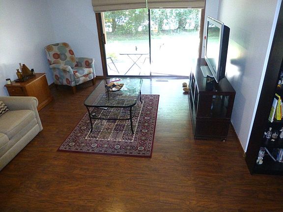 5th image of 811 Cross Creek Ct