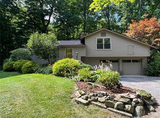12320 Fowlers Mill Rd, Chardon, OH 44024
