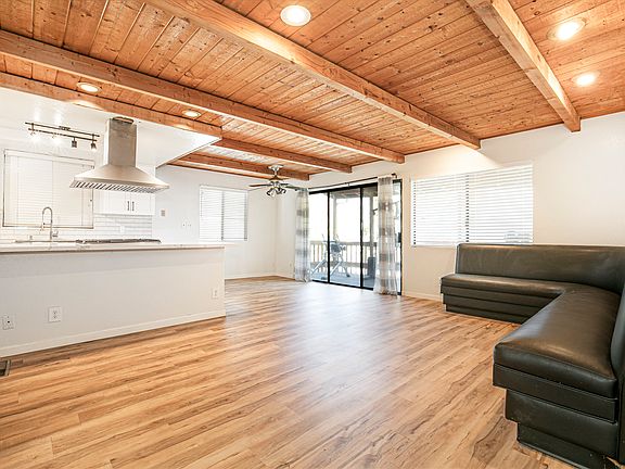 5th image of 10648 Vanora Dr