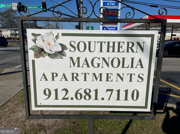 300 S Main St, Statesboro, GA 30458
