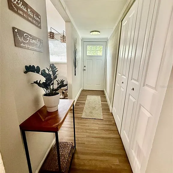 217 S Kelly St — Photo 3