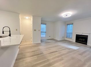 125 Granville Ct, Sandy Springs, GA 30328
