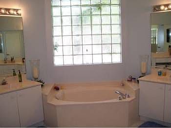 5th image of 6410 Lake Tern Way