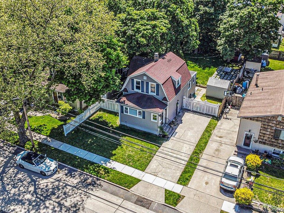 1st image of 42 Willow Avenue