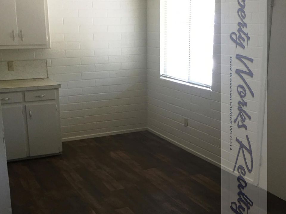 2nd image of 1205 Liberty St #10