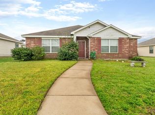 9736 Whistler Dr, Dallas, TX 75217