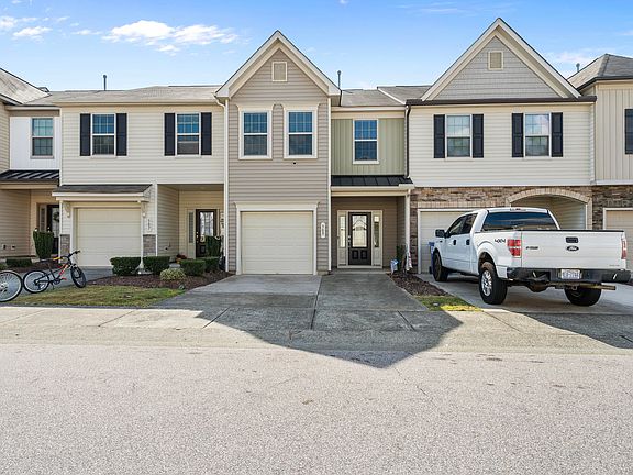 2nd image of 309 Leighann Ridge Ln