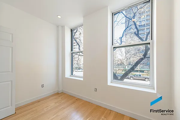 Rented by FirstService Realty (legacy) | media 13