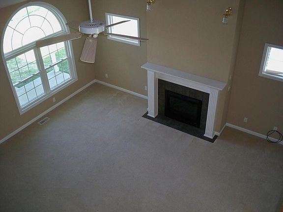 3rd image of 1825 Park West Dr