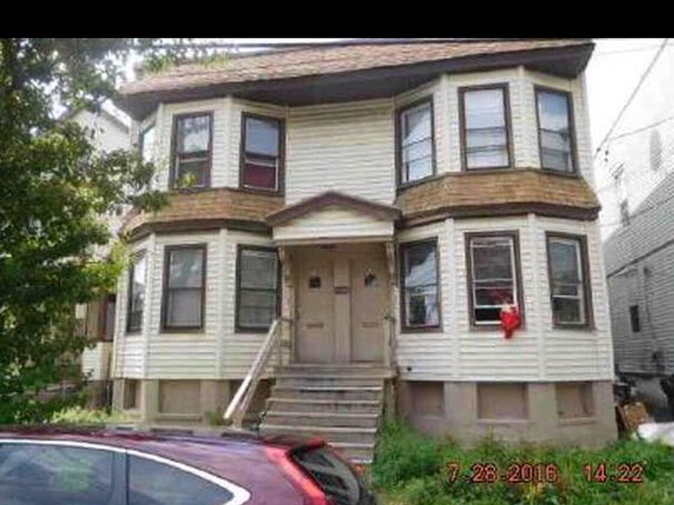 1st image of 221 Watchung Ave