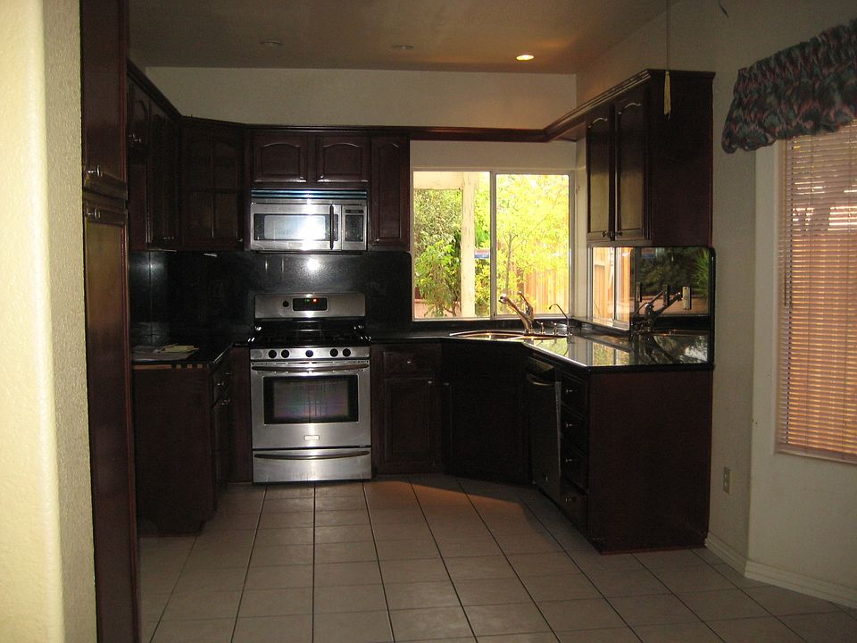 2nd image of 16556 Sir Barton Way