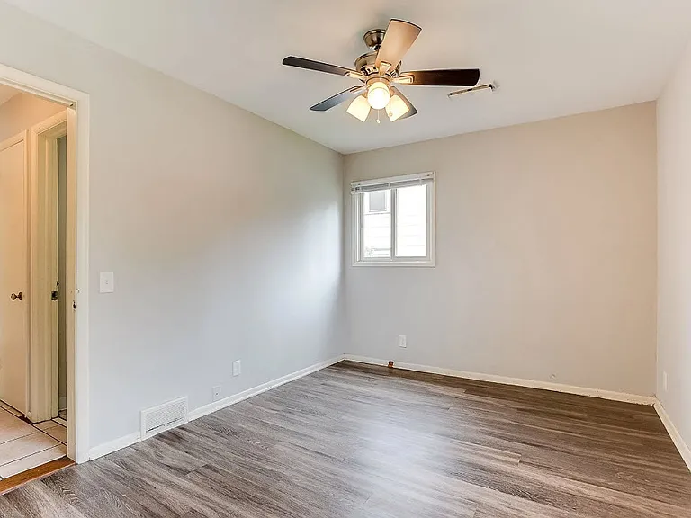 1100 W. 28th Street — Photo 3